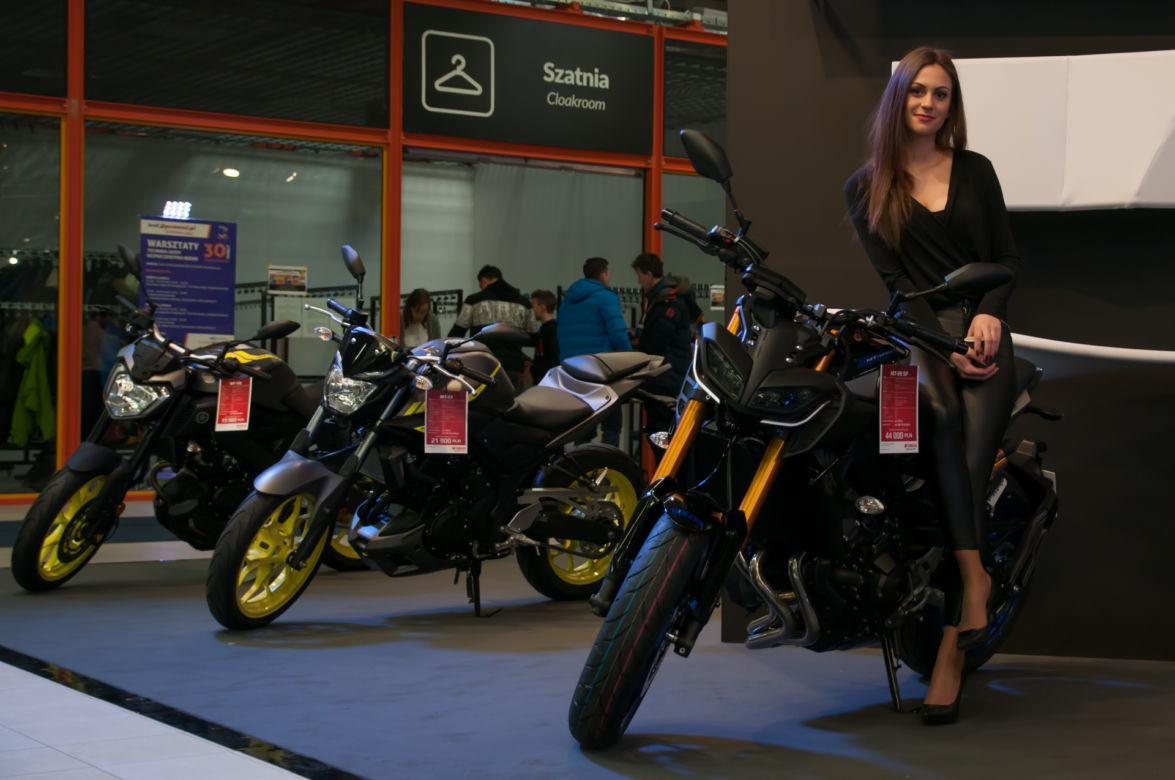 Hostessy na Warsaw Motorcycle Show