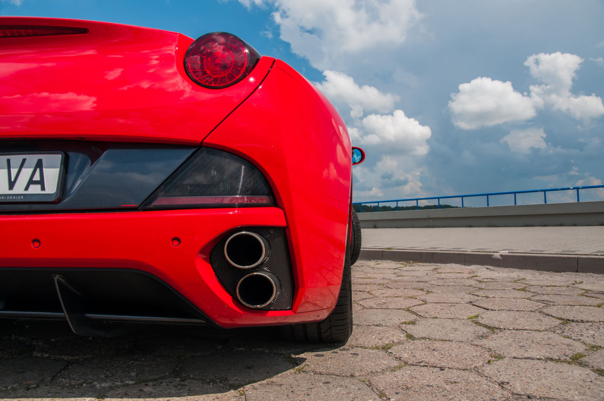 Ferrari California 4.3 490 KM 7AT