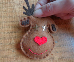 Filcowy renifer Rudolf na choinkę