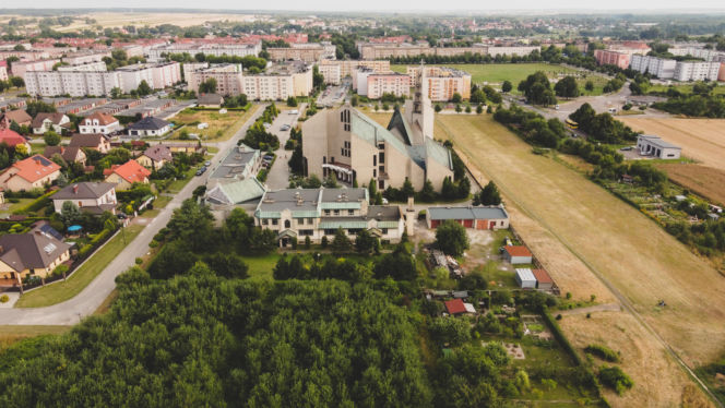 To jedno z najstarszych miast na Górnym Śląsku. Tradycja łączy się w nim z nowoczesnością