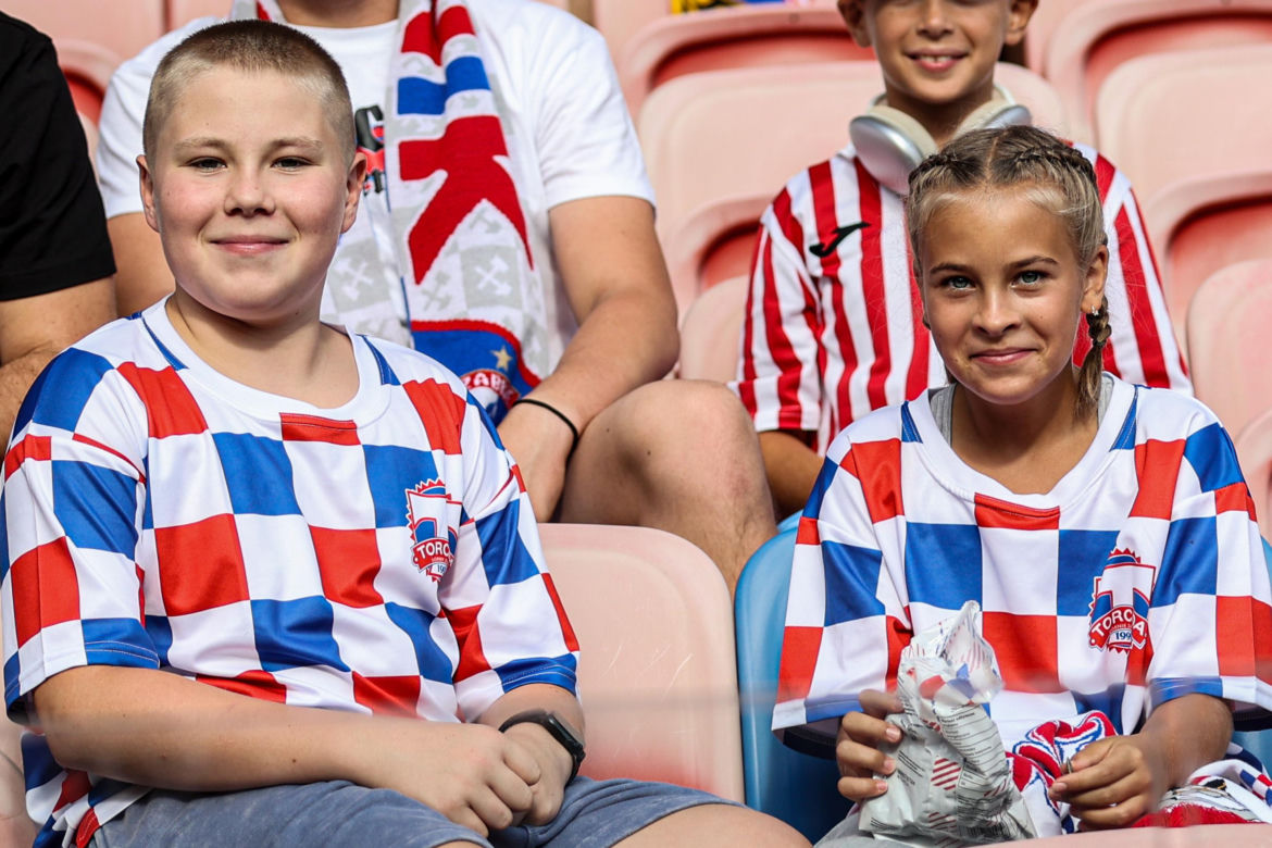 Górnik Zabrze - GKS Katowice: Zdjęcia kibiców i zawodników z meczu 6. kolejki PKO BP Ekstraklasy