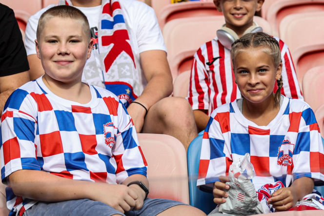 Górnik Zabrze - GKS Katowice: Zdjęcia kibiców i zawodników z meczu 6. kolejki PKO BP Ekstraklasy