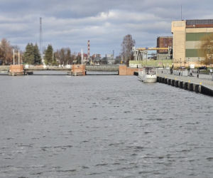 Sytuacja na rzece Elbląg się stabilizuje. Poziom wody zaczyna opadać