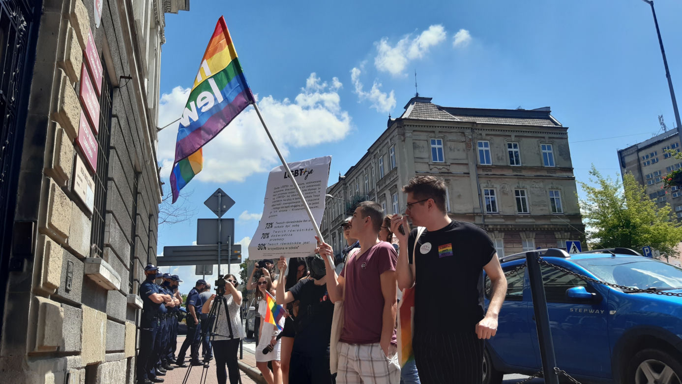 Petycja ws. „indoktrynacji ideologią LGBT”