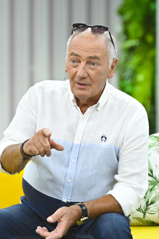 Pierwsza miłość. Taki los czeka Wekslera. Karol Strasburger nie kryje emocji i komentuje serialowe zmiany