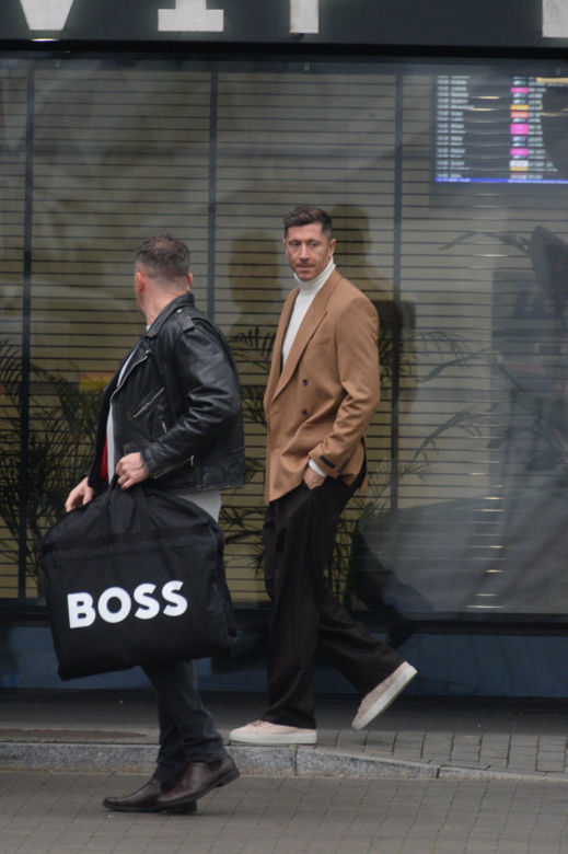 Robert Lewandowski przyleciał na kadrę