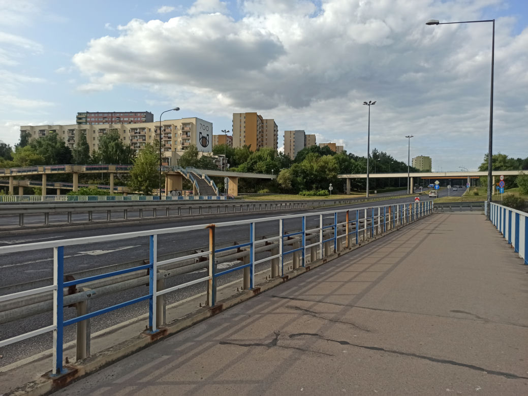 Rowerzyści z nowej ścieżki trafią... na schody
