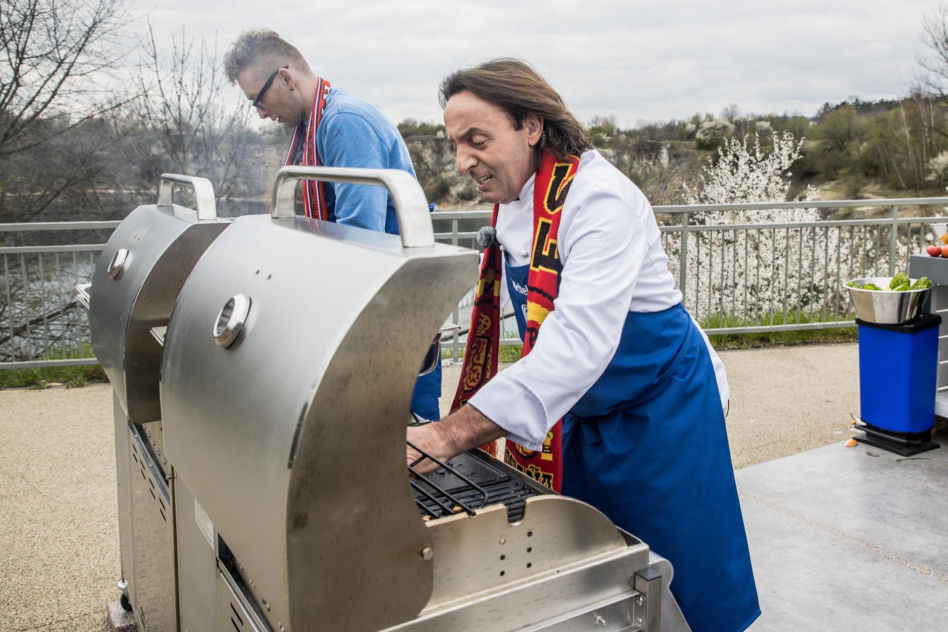 Finalista programu "Masterchef" brutalnie pobity! Damian Sobek aż stracił przytomność