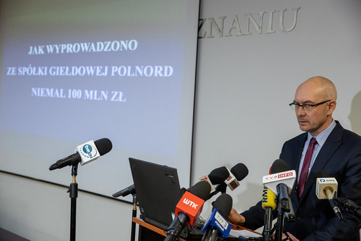 Prokuratura zabrała głos ws. Giertycha i Ryszarda K. 