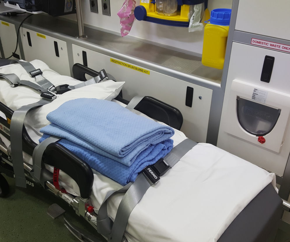 Rodzinna TRAGEDIA w Miękini! NIE ŻYJE mężczyzna, jego żona i syn trafili do szpitala