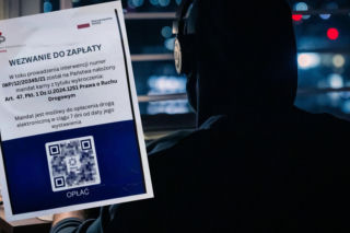 Nowy trik przestępców. KAS ostrzega przed kodami QR