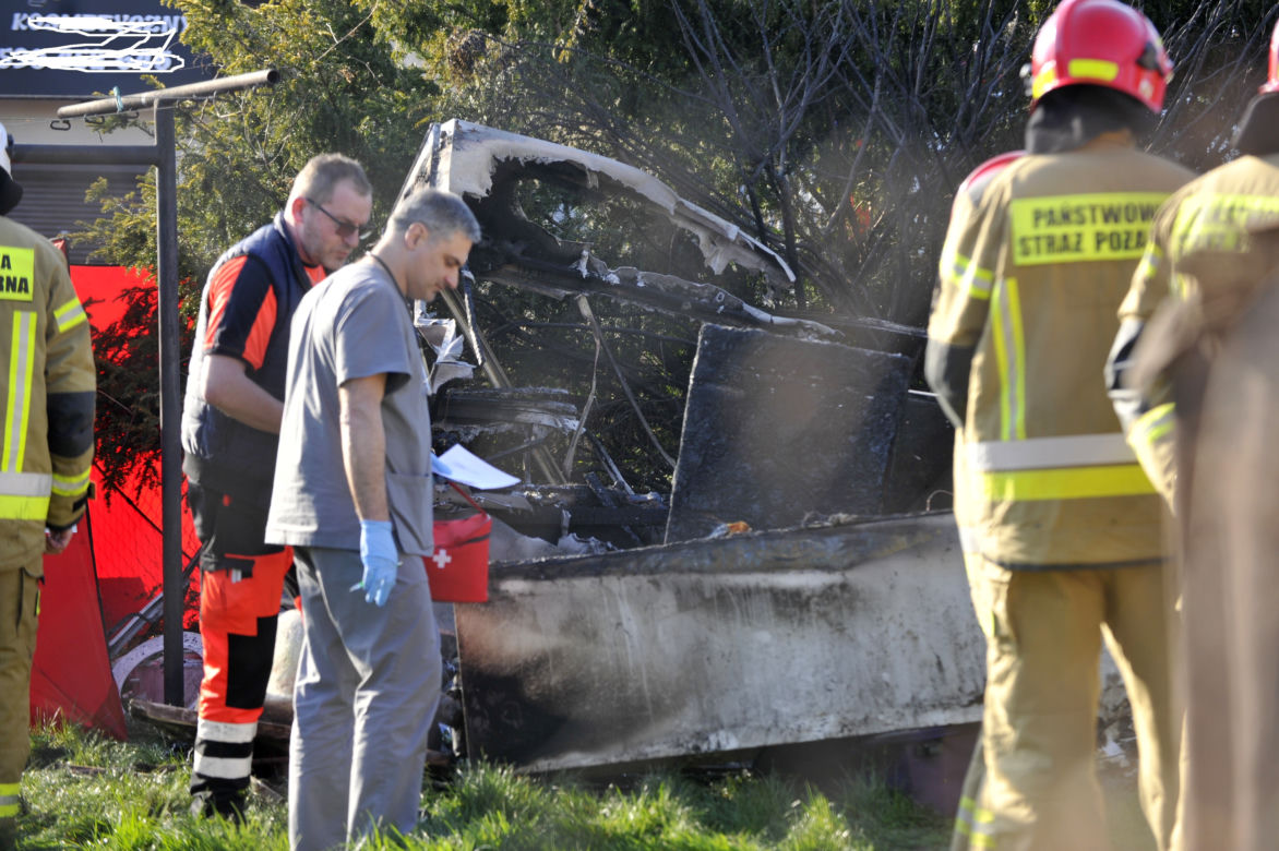 Pożar przyczepy w Lipnie. Jedna osoba nie żyje