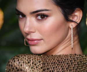 Kendall Jenner w przezroczystej sukience