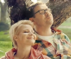Rodzinka.pl. Małgorzata Kożuchowska, Tomasz Karolak w reklamie Orange