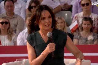 Dorota Gawryluk prowadziła debatę u Nawrockiego i oberwała. W końcu zabrała głos 