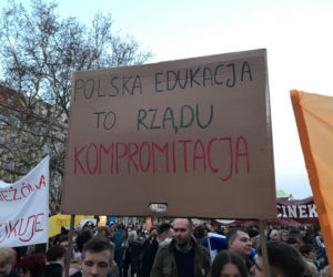 Łańcuch Światła na pl. Wolności