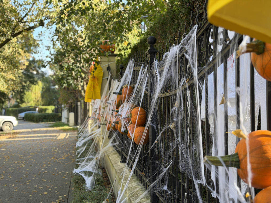 Choć do Halloween pozostało jeszcze trochę czasu, upiorna willa w Gdańsku już straszy!