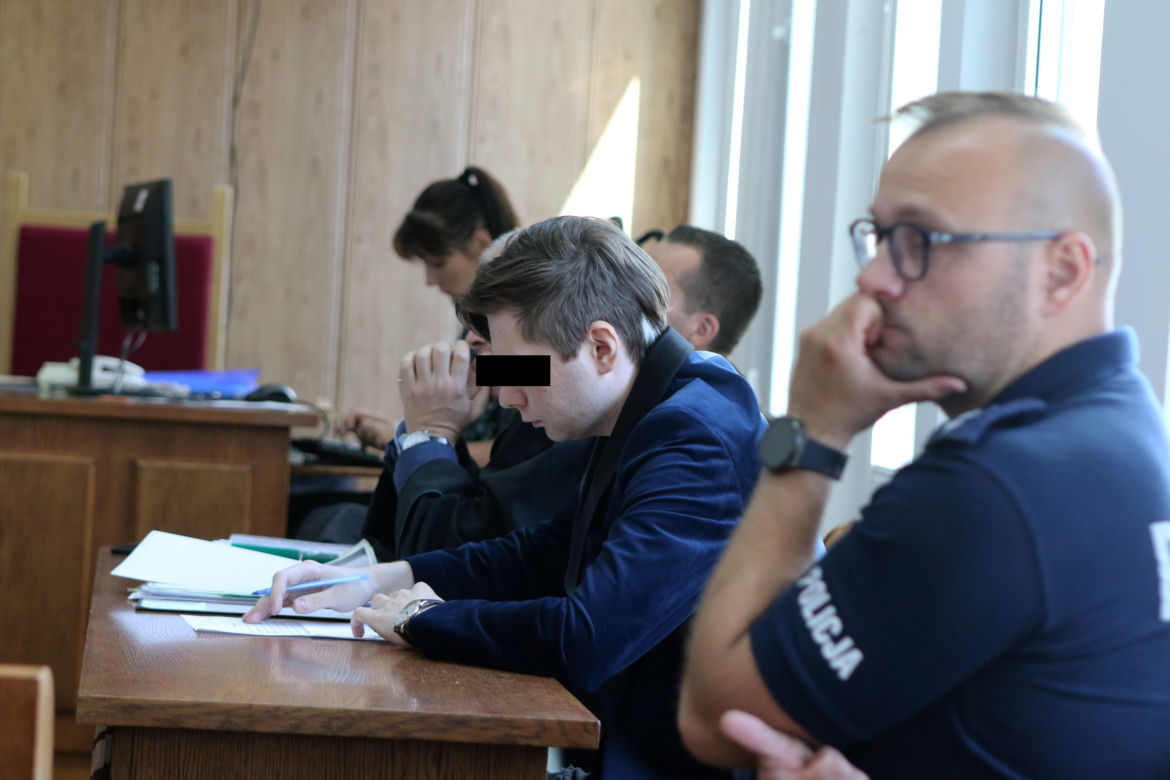 Patryk D. na sali w sądzie przy ul. Marszałkowskiej
