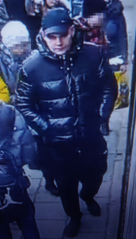 Oszukiwał metodą "na policjanta". Mamy zdjęcia poszukiwanego mężczyzny! 