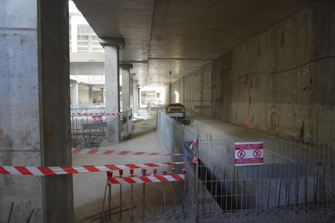 Łódź. Tak wygląda budowa tunelu średnicowego. Drąży go maszyna Katarzyna [ZDJĘCIA].