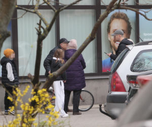 Nastoletni Gracjan zadźgał Czesię i Stanisława? Mieszkańcy w szoku: „To była bardzo spokojna rodzina”