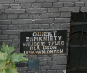 Opuszczona kopalnia Mysłowice tak wyglądała jeszcze rok temu. Ruiny wyburzono, został tylko szyb 