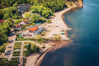 Zwłoki na plaży w Gdyni Orłowie! 9.03.2021 r. To 63-letni mężczyzna. Przyczynę śmierci potwierdzi sekcja zwłok