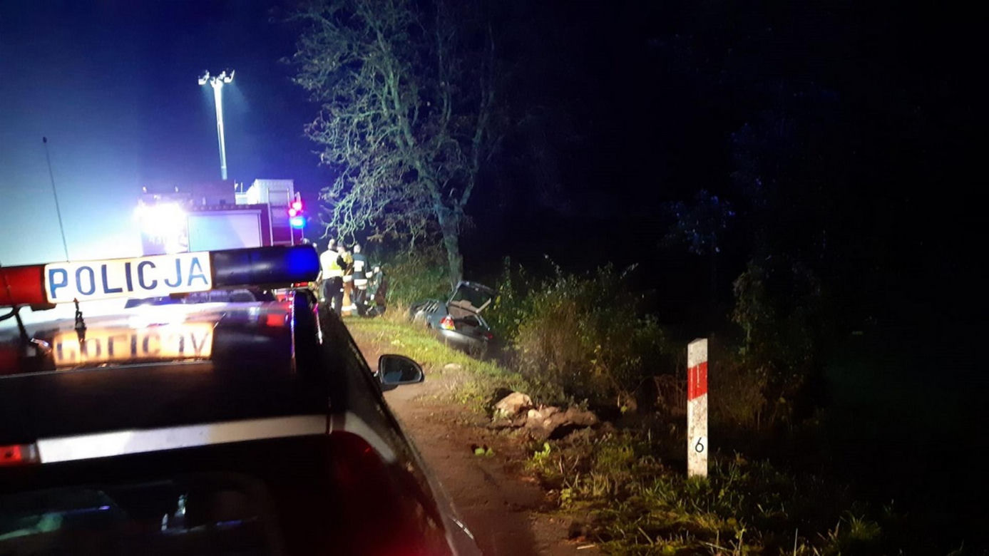 Mateusz zginął w pobliżu swojego rodzinnego domu. Policja mówi o zbyt dużej prędkości na drodze