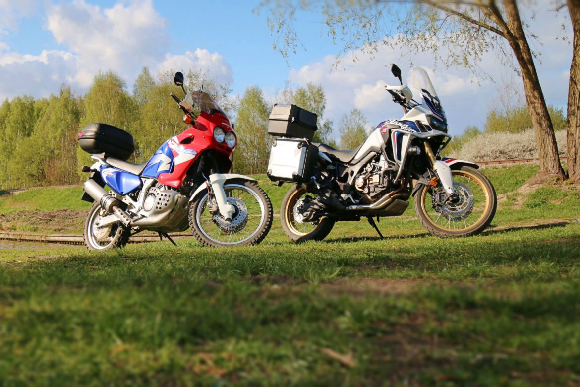 Honda Africa Twin CRF 1000 L DCT i Honda Africa Twin RD07 750