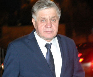  KRZYSZTOF JURGIEL 