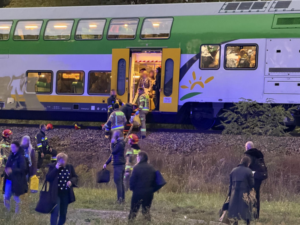 Warszawa Wesoła. Pociąg śmiertelnie potrącił kobietę