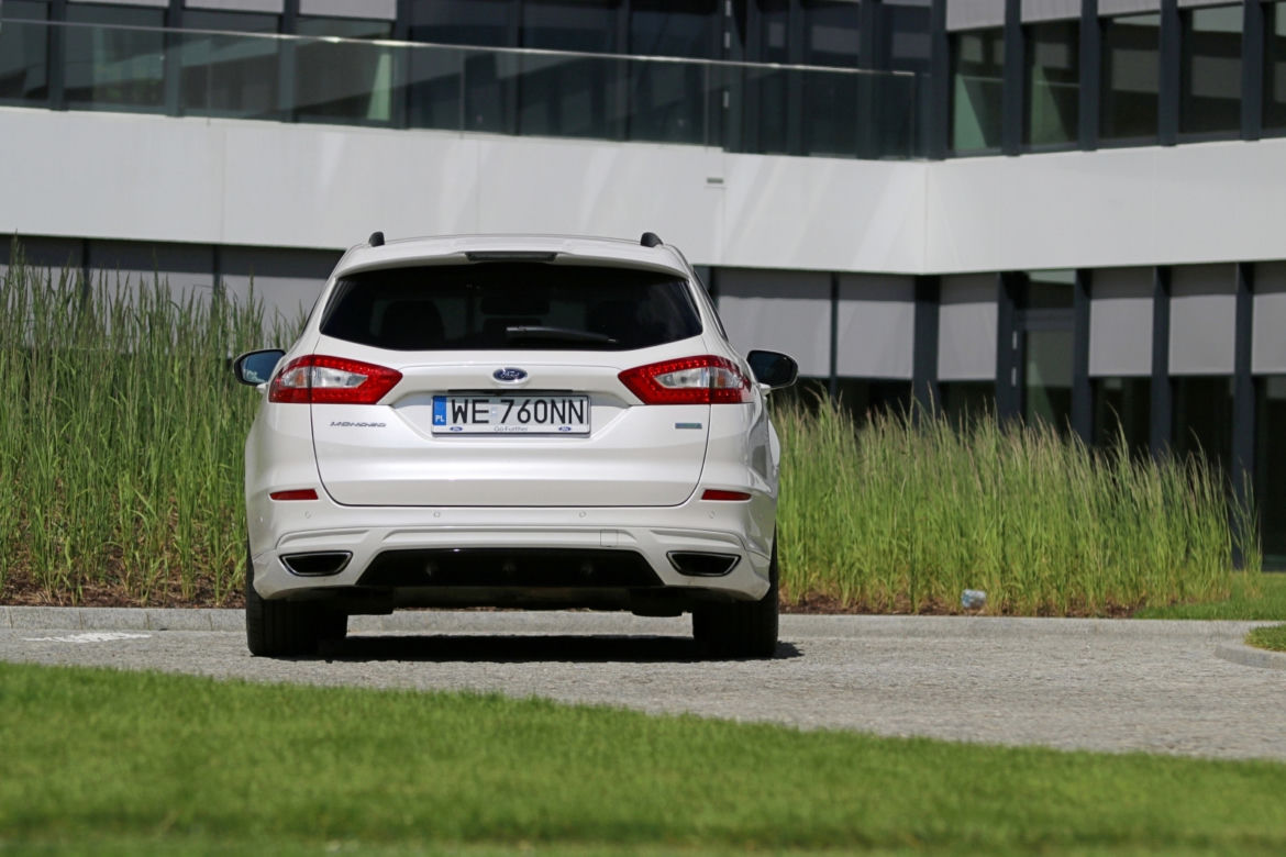 Ford Mondeo Kombi ST-Line 2.0 EcoBoost 240 KM A6