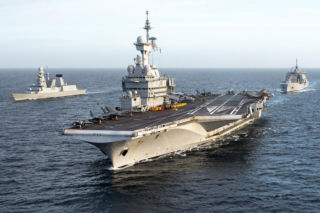 Charles de Gaulle na Atlantyku i Bałtyku. Francuska demonstracja siły i solidarności z NATO