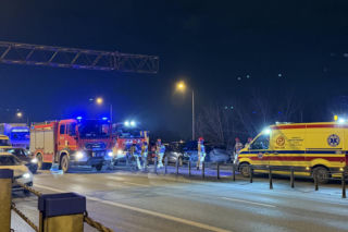 Zderzenie czterech aut na moście w Warszawie