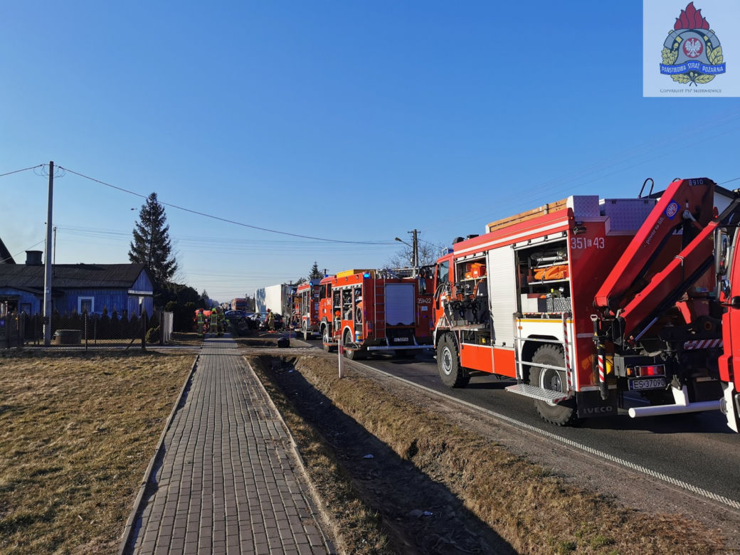 Łódzkie. Kobieta i 2-letnie dziecko nie żyją, 7-latek ranny po wypadku niedaleko Skierniewic