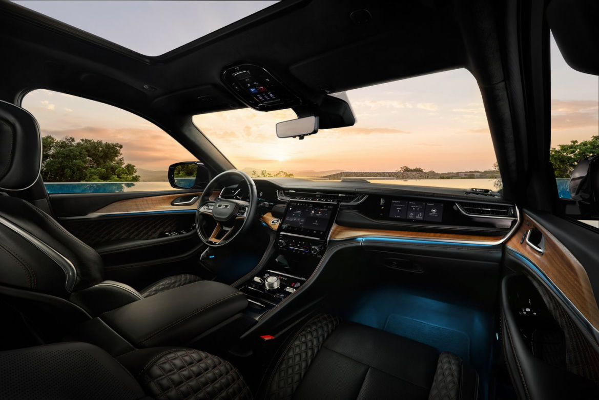 Jeep Grand Cherokee V - prawie 29 cm prześwitu