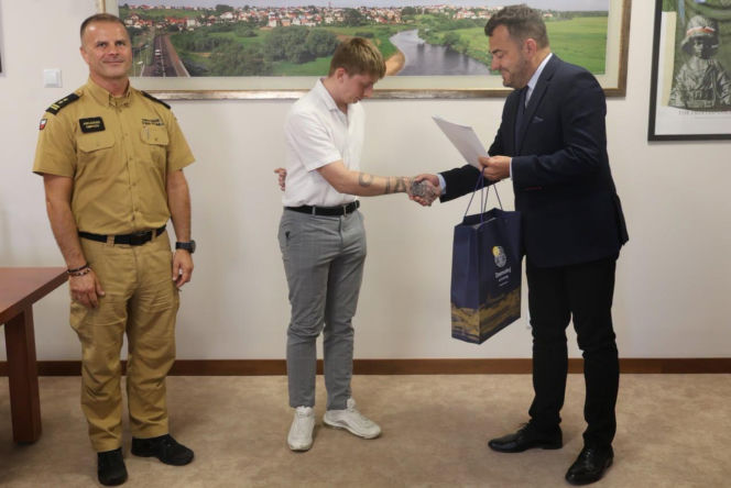 Bohaterowie z Łomży ocalili 4-latkę. "Byliśmy po prostu w odpowiednim miejscu"