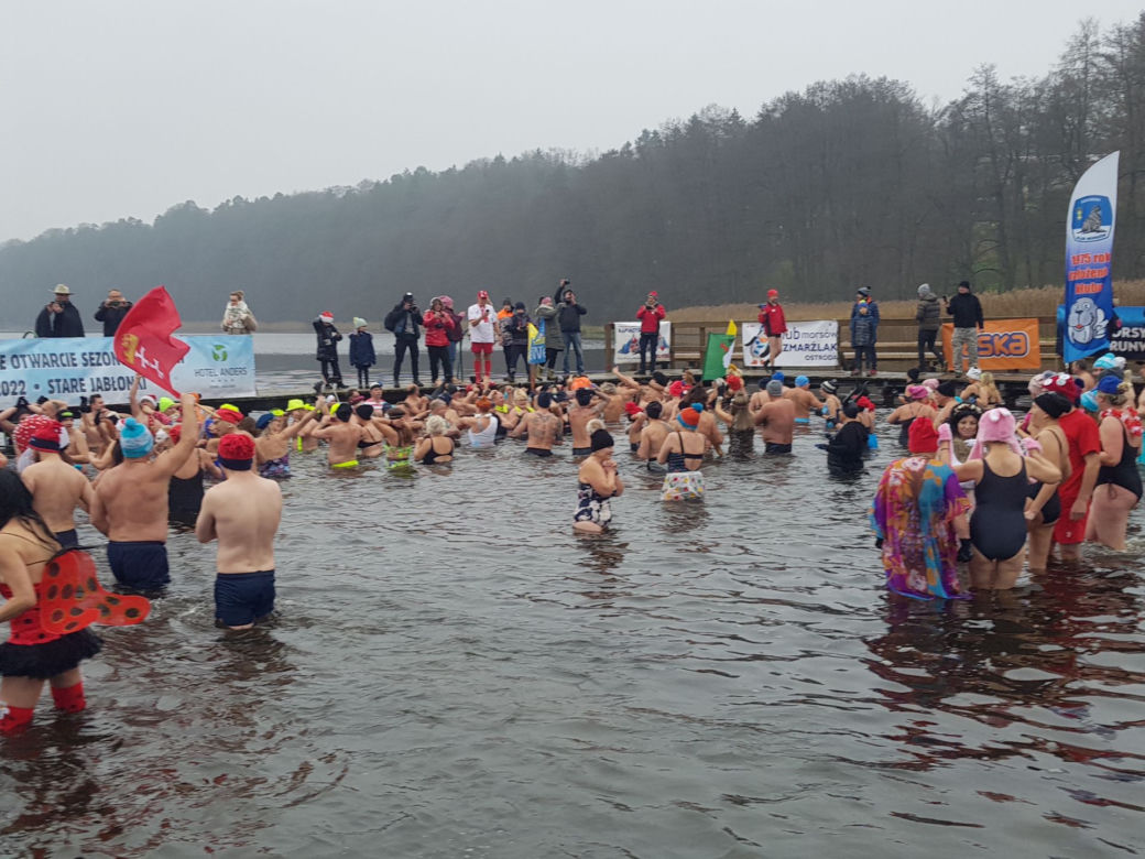 XX  Ogólnopolskie Otwarcie Sezonu Morsów w Starych Jabłonkach