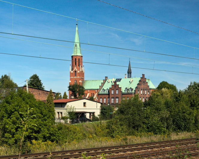 To jedno z najpiękniejszych miast na Śląsku. W PRL-u stało się częścią Bytomia