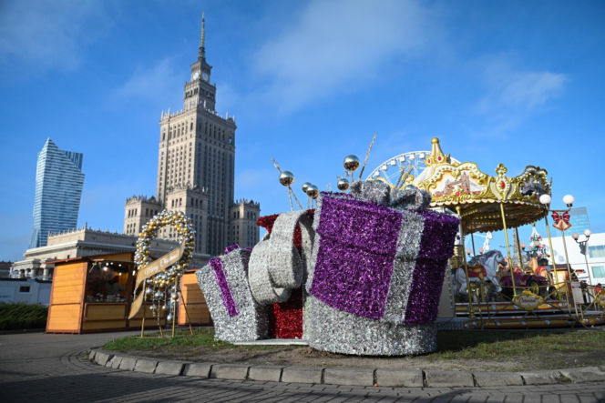 Jarmark Warszawski 2025. Co można znaleźć na stoiskach? Będą otwarte do 1 stycznia [ZDJĘCIA]