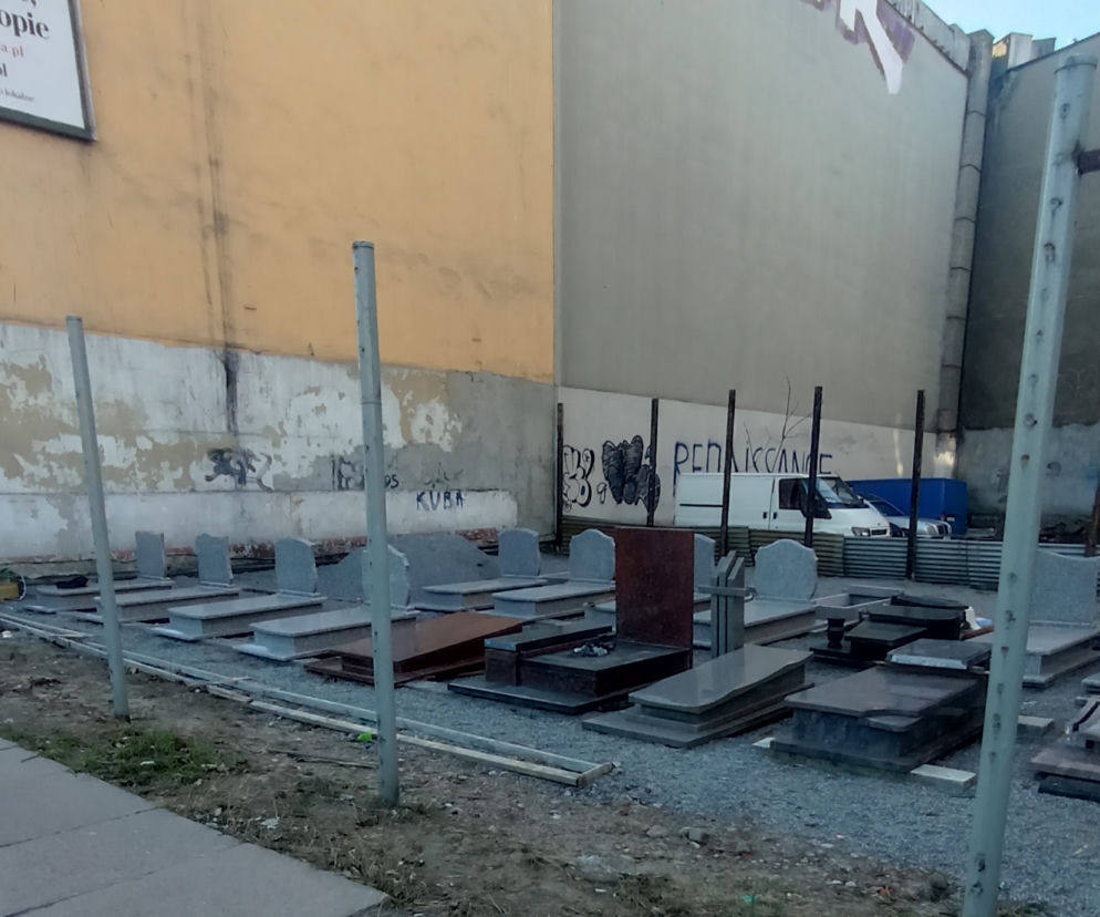 Wystawa nagrobków w centrum Szczecina