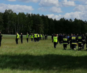 Ponad sto osób w akcji, policyjny śmigłowiec i dron. Poszukiwaną 27-latkę odnaleziono na... Śląsku