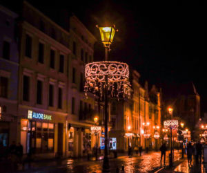 Toruń gotowy na święta Bożego Narodzenia. Cudowny klimat wypełnił starówkę