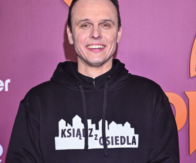 Ksiądz w "The Traitors". Udział w programie to najmniejsza z jego kontrowersji