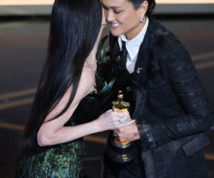 Demi Moore zachwyciła w kreacji na Oscarach. Nie wygląda na 63 lata