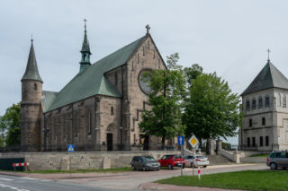 To jedno z najpiękniejszych miast w województwie łódzkim. Jest też jedną z najstarszych osad w Polsce