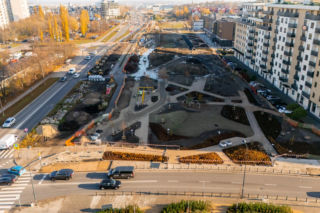 Park nad Południową Obwodnicą Warszawy w marcu 2026 r.