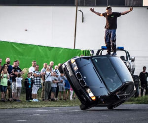 Widowiskowe Monster Truck w Grudziądzu! Zobacz kaskaderskie show na stadionie żużlowym