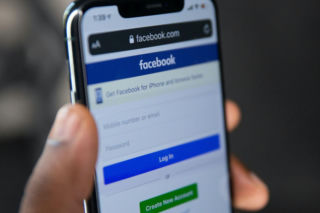 Facebook i Instagram pod lupą UOKiK. Chodzi o coś, co dotyka tysiące Polaków