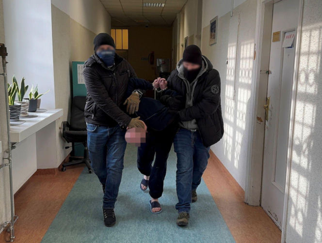 Jeden z dwóch mężczyzn zatrzymanych ws. zabójstw seniorek w Warszawie